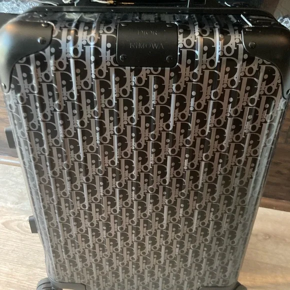 Authentic RIMOWA x DIOR luggage for carry on. - Picture 1 of 17